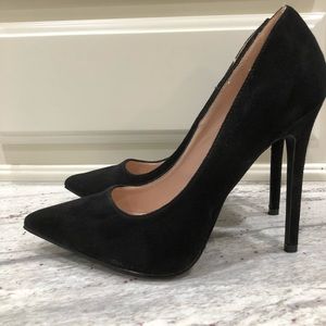 Republic LA black heels